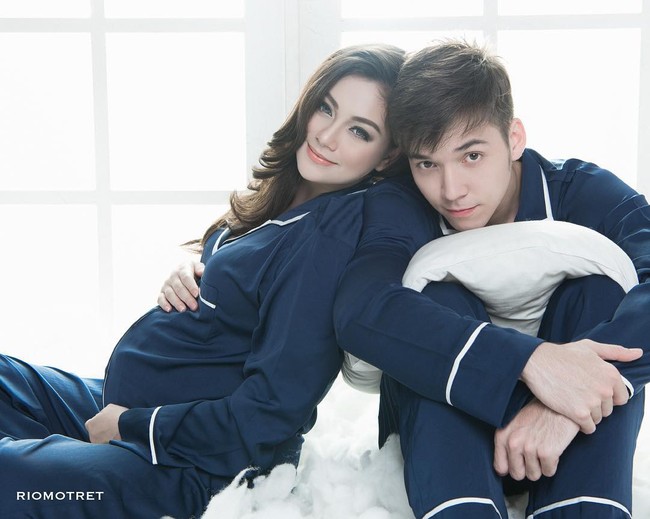 Kecantikan Celine Evangelista semakin bersinar saat dia hamil. Celine diketahui mengandung anak laki-laki yang diprediksi akan lahir pada November 2017. (Foto: Dok. Instagram/Rio Motret)