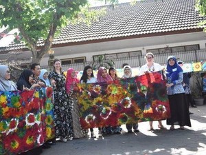 Guru Australia Belajar Budaya Lokal Indonesia