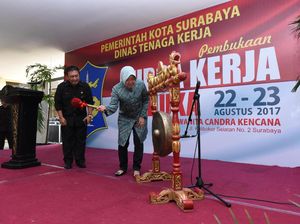 Buka Bursa Kerja, Risma: Jangan Hanya Kerja, Ciptakan Inovasi