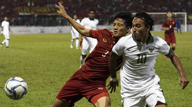 Mantan Pemain Timnas Indonesia Ragukan Kemampuan Ezra Walian