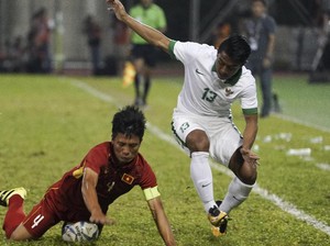 Febri Hariyadi Bawa Indonesia Ungguli Singapura