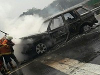 10 Faktor Penyebab Mobil Terbakar