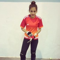 Sudah lebih dari 10 tahun Niena Azman menggeluti dunia olahraga khususnya futsal. Foto: Instagram/niena_azmann