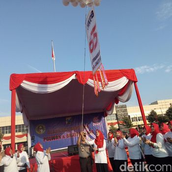 Polwan di enam polres peringati HUT di Mapolda Jatim/