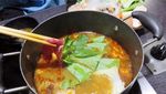 Ini Dia Shabu-shabu Komplet yang Bisa Hangatkan Perut Siang Ini