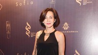 Wanda Hamidah cantiknya awet banget ya. Pool/Noel/detikFoto.