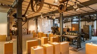 Barang-barangnya juga beraneka ragam, seperti puisi cinta, alat musik, sampai pakaian dalam hingga mobil Jeep (Facebook/Museum of Broken Heart)