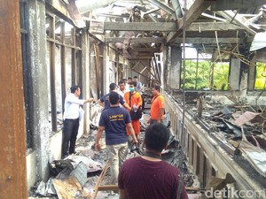 Polisi Gelar Pra-rekonstruksi Pembakaran Gedung Rektorat Unimal