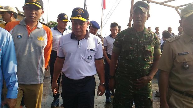 Kegiatan bersih-bersih sungai dan laut ini diharap rutin dilakukan.