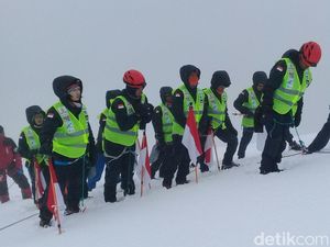 Tito: Ekspedisi Carstensz karena Prihatin Polwan Seolah Second Class