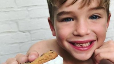 Foto: Lucu Banget! Ekspresi Anak-anak yang Giginya Baru Copot