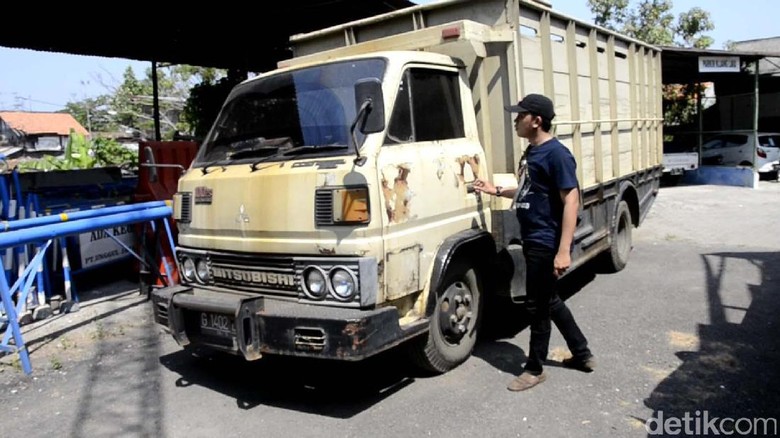 Polisi Tangkap Truk Angkut BBM Subsidi untuk Pabrik Teh Polisi Tangkap Truk Angkut BBM Subsidi untuk Pabrik Teh
