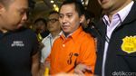 Foto: Bos First Travel Andhika-Anniesa Dipajang Polisi di Bareskrim