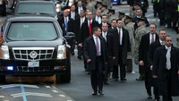 Secret Service kesulitan membayar seratusan agen yang ditugaskan mengawal dan melindungi Presiden Amerika Serikat (AS) Donald Trump beserta keluarganya. Somodevilla/Getty Images