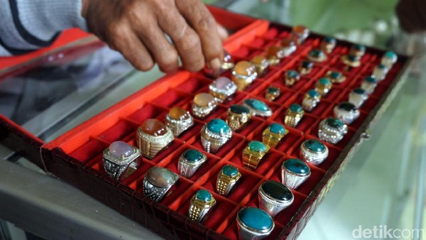 Foto: Batu Bacan Nasibmu Kini