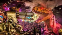 Robot Restaurant mengadopsi robot untuk menjadi daya tarik pengunjung. Tidak hanya robot, kafe ini juga lengkap dengan pertunjukan yang tiada henti. Foto: Istimewa