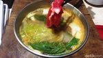 Ini Dia Shabu-shabu Komplet yang Bisa Hangatkan Perut Siang Ini