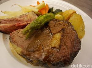 Kelezatan Roasted Beef dan Battenberg Cake dari London Kini Bisa Dinikmati di Jakarta