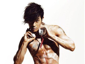 Keren Abis! Deretan Artis Korea ini Punya Perut Sixpack