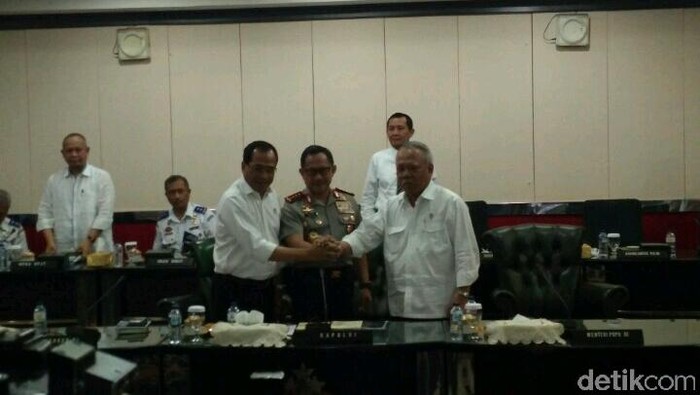 Sambut Idul Adha, Kapolri Rapat Bersama Menhub dan Menteri PUPR