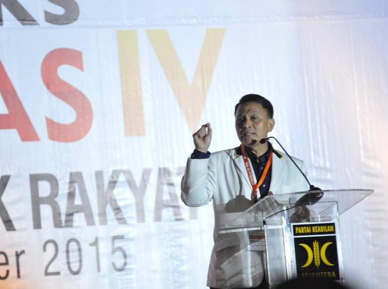Prabowo Dengarkan Usulan Cabut Dukungan Demiz-Syaikhu, Ini Kata PKS Prabowo Dengarkan Usulan Cabut Dukungan Demiz-Syaikhu, Ini Kata PKS
