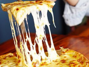 Dirjen Pajak Kirim Pizza ke 66 KPP, Ada Apa?