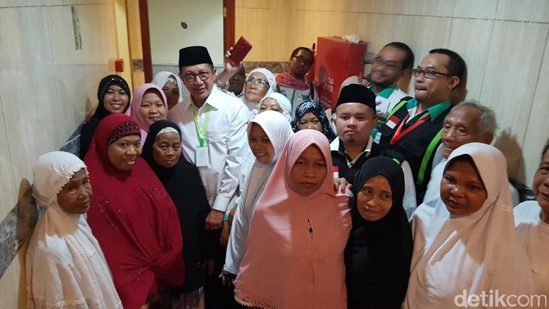 Jemaah ke Menag: Curhat Sayur Asem, Surprise Dapat Hotel Mewah Jemaah ke Menag: Curhat Sayur Asem, Surprise Dapat Hotel Mewah