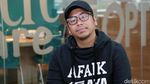 Sammy Simorangkir Pamerkan Kado Pernikahan di Main Stage
