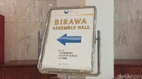 Saat ditengok sekitar pukul 10.10 WIB, Rabu (23/8)/2017) ruangan yang rencananya menjadi lokasi resepsi pernikahan itu masih kosong. 