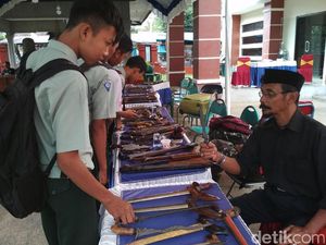 Ratusan Benda Pusaka Dipamerkan di Trenggalek