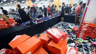 Terungkap Alasan Pabrik Sepatu Nike cs Cabut dari Tangerang