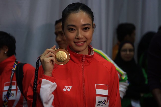Selain Siman, Lindswell Kwok juga sukses meraihkan emas untuk Indonesia di Sea Games 2017. Masuk 10 Hottest Athletes of SEA Games 2017, atlet wushu cantik ini dari awal memang sudah digadang-gadang bisa menang. Foto: Twitter