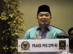 PKS: May Day, Harus Ada Peningkatan Nasib Buruh