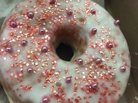 Sayang Dimakan! Donat dengan Paduan Proscesso Ini Cantik Sekali