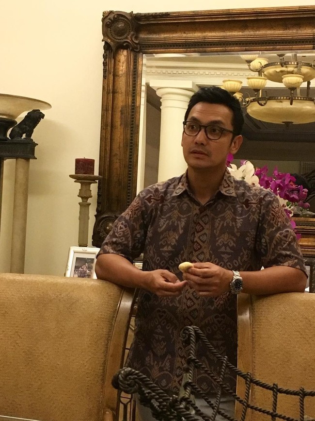 Satu lagi artis pria yang tak menua. Ia adalah Gunawan yang kini berusia 44 tahun. Foto: dok. Instagram