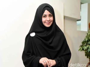 Ibunda Komentari Status Pernikahan Risty Tagor