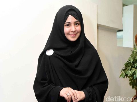 Ovi Sovianti Pindah Keyakinan, Gisel Kagok Jumpa Gading