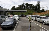 Bisa menunggu seharian agar barang diperiksa.