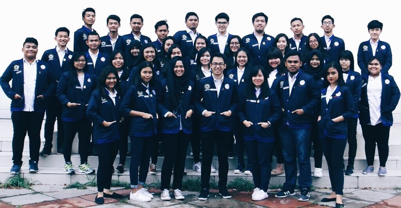 Jurus Mahasiswa Bangun Organisasi Kampus dengan Rumus Einstein Jurus Mahasiswa Bangun Organisasi Kampus dengan Rumus Einstein