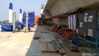 Progres pembangunan area contract package (CP) 101 sudah mencapai 56,86%.
