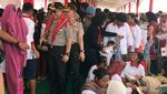 Kapolri Kunjungi Korban Sinabung