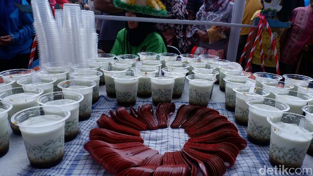 Begini Jadinya kalau Banjar Banjir Dawet