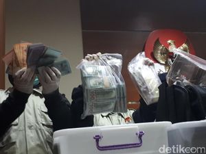 Ditanya soal Uang Suap, Dirjen Hubla Nonaktif: Duit dari Tuhan
