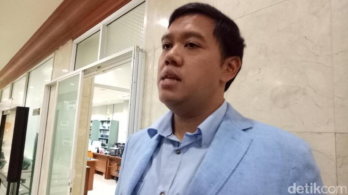 Anggota Komisi I DPR Dave Laksono