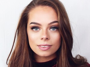 Ngeri! Makeup Artist Ini Ubah Wajah Cantiknya Jadi Seram
