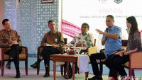 Selama ini daerah sering mengalami keraguan dan ketidakpastian mengenai program smart city karena ketiadaan regulasi di level nasional.