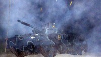 Kendaraan tempur yang dilibatkan mulai dari BMP-3F, Ranratfib, Tank PT-76, Kapa K-61, How-105 mm, RM 70 Grad, BVP-2,  hingga Sea Raider. (Dispen Kormar).