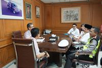 BPRD DKI Datangi Apartemen, Cek Mobil Mewah Nunggak Pajak