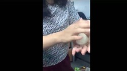 Sebuah video tentang nasi sempat viral di media sosial. Seseorang mengepal nasi hingga berbentuk seperti bola, dan menyebutnya mengandung plastik.