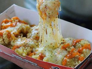 Kenyal Gurih, Cireng Modern dengan Topping Keju Mozarella